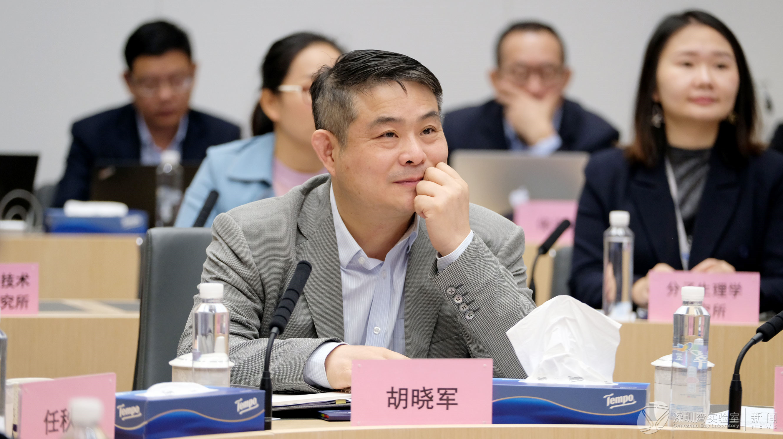 胡书记.jpg