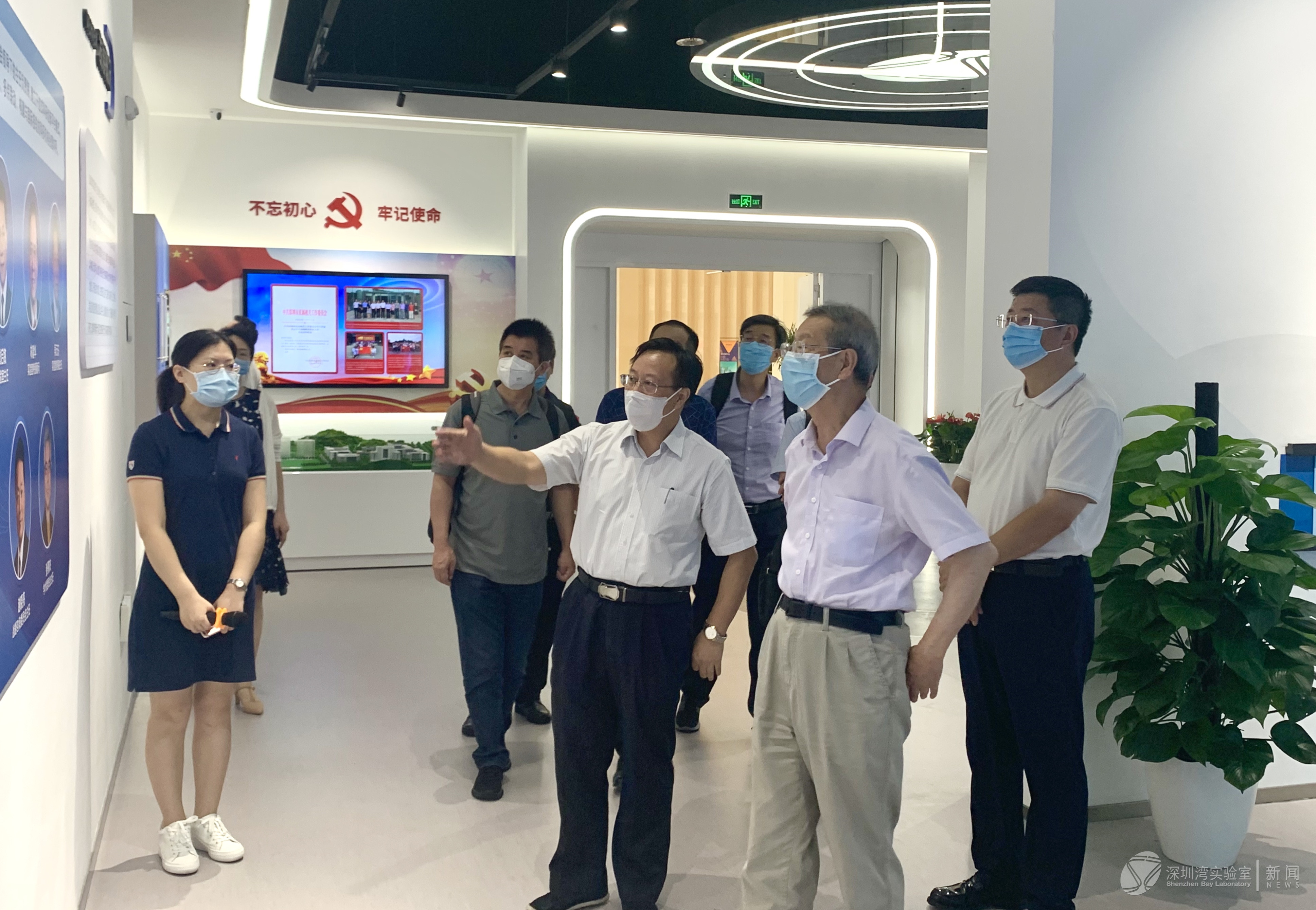 陈院士来访1.jpg 陈院士来访1.jpg